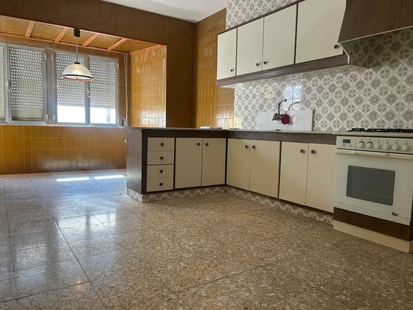 Kitchen of Flat for sale in La Ràpita  with Terrace and Balcony