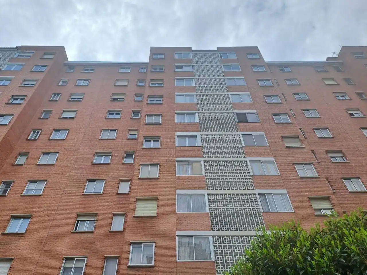 Außenansicht von Wohnung zum Verkauf in Burgos mit Heizung und Terrasse