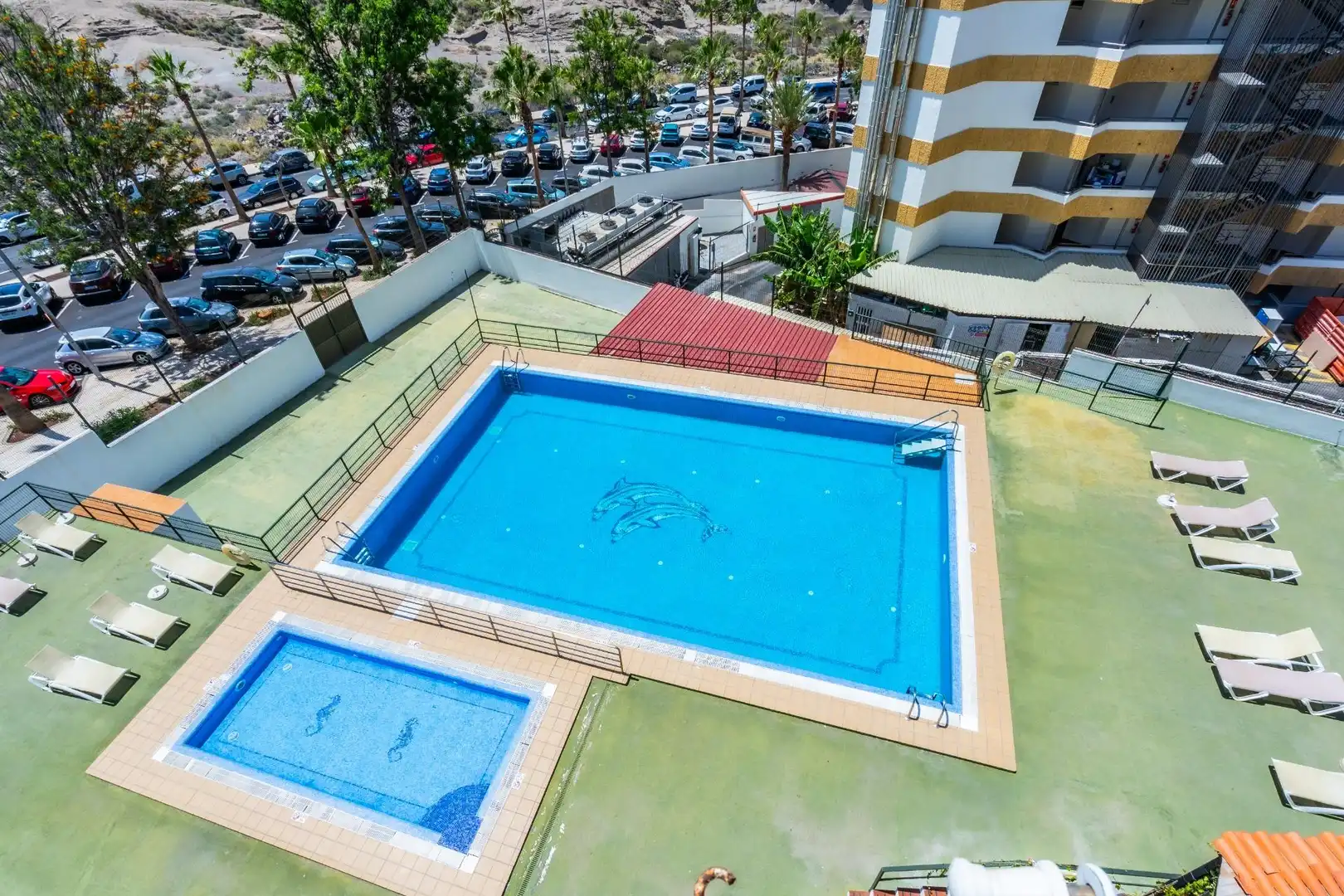 Piscina de Pis en venda en Adeje amb Piscina comunitària