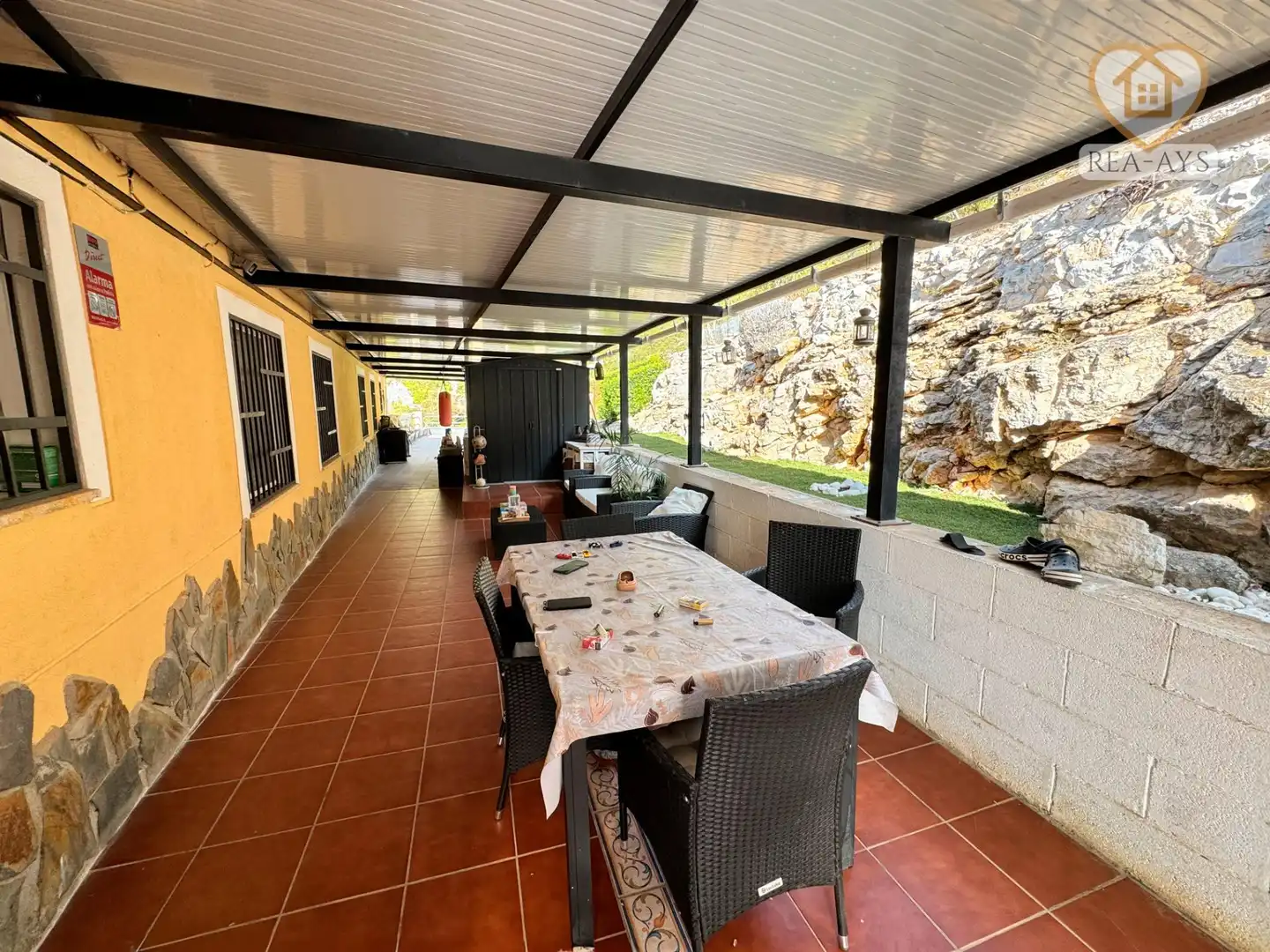 Terrassa de Casa o xalet en venda en Olesa de Bonesvalls amb Calefacció, Jardí privat i Parquet