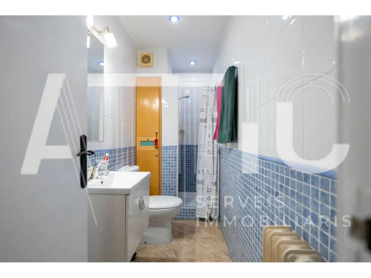 Habitación de Apartamento en venta en Sabadell con Aire acondicionado, Calefacción y Trastero