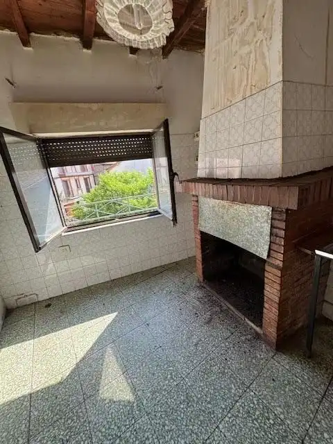 Cuina de Casa o xalet en venda en Herguijuela de la Sierra amb Traster i Balcó