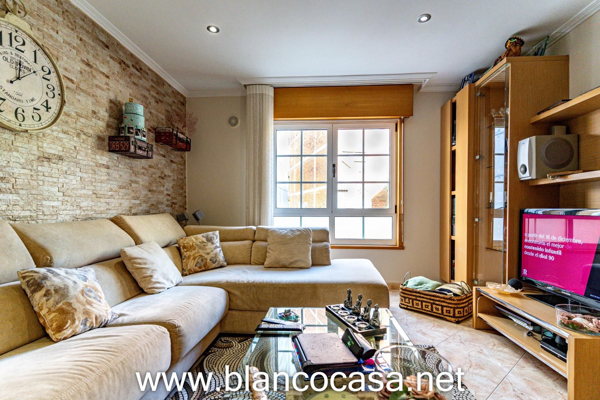 Living room of House or chalet for sale in Malpica de Bergantiños  with Heating and Storage room
