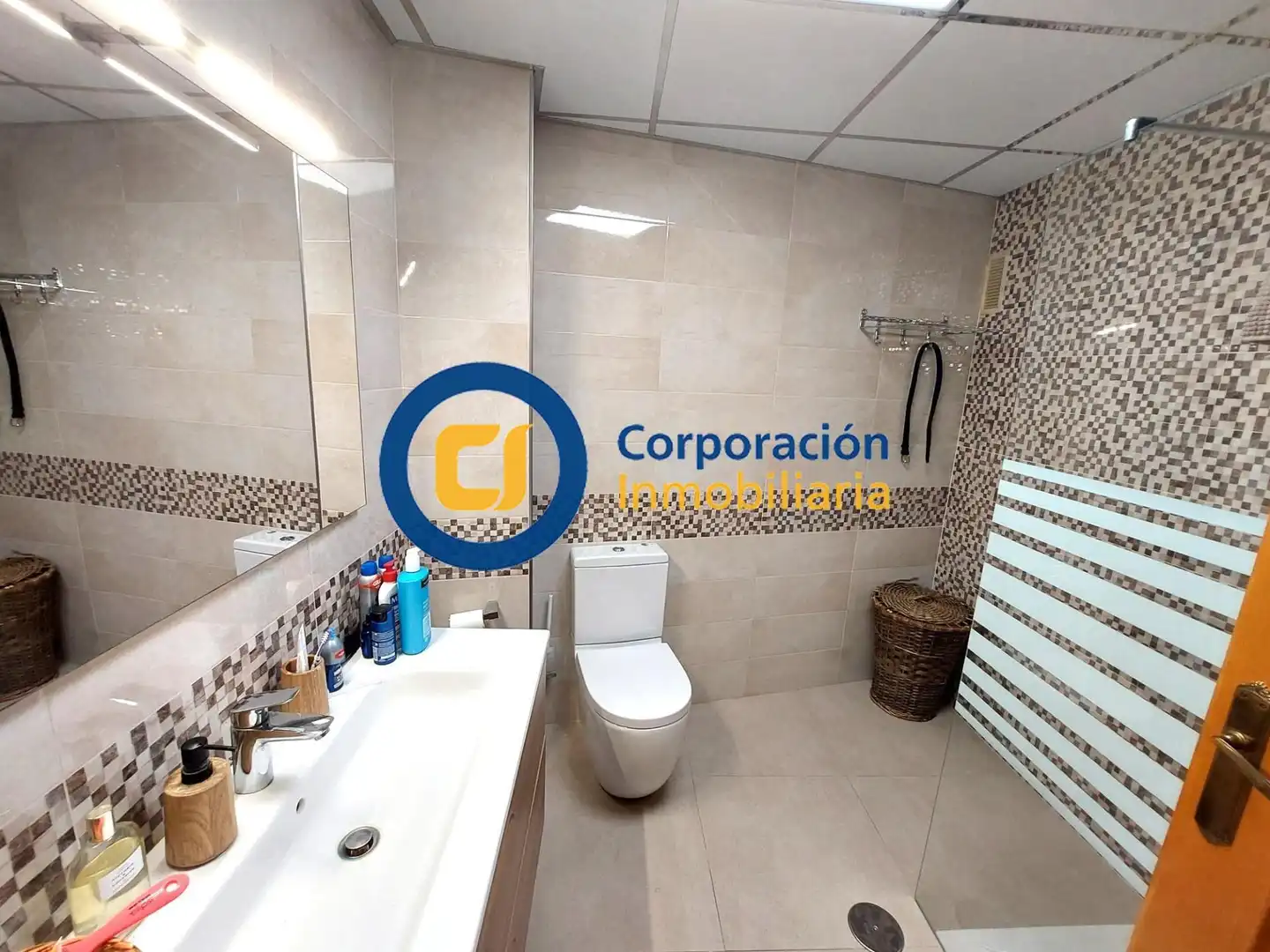Badezimmer von Wohnung zum Verkauf in Lorca mit Klimaanlage, Möbliert und Balkon