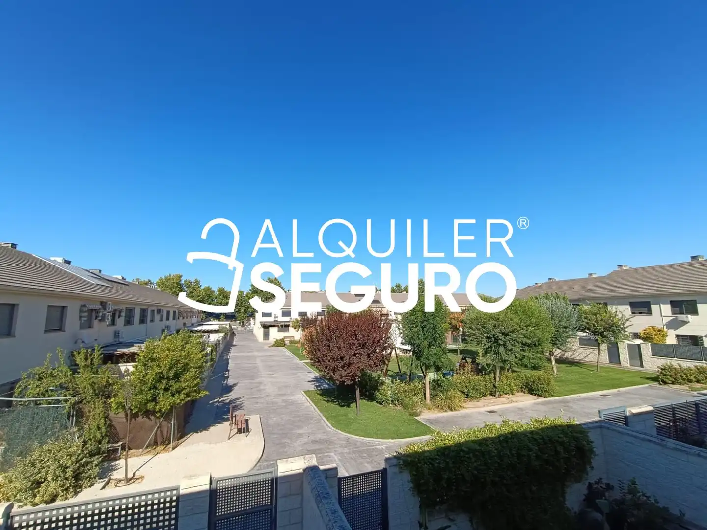 Vista exterior de Casa o xalet de lloguer en Aranjuez amb Calefacció, Terrassa i Traster