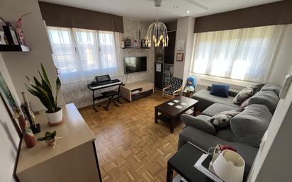 Living room of Flat for sale in Avilés  with Heating and Storage room