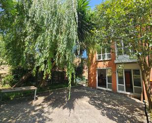 Vista exterior de Casa o xalet en venda en Donostia - San Sebastián  amb Terrassa