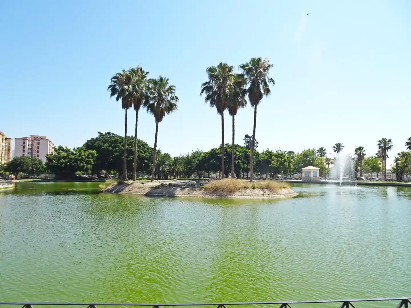 Vista exterior de Piso en venta en Málaga