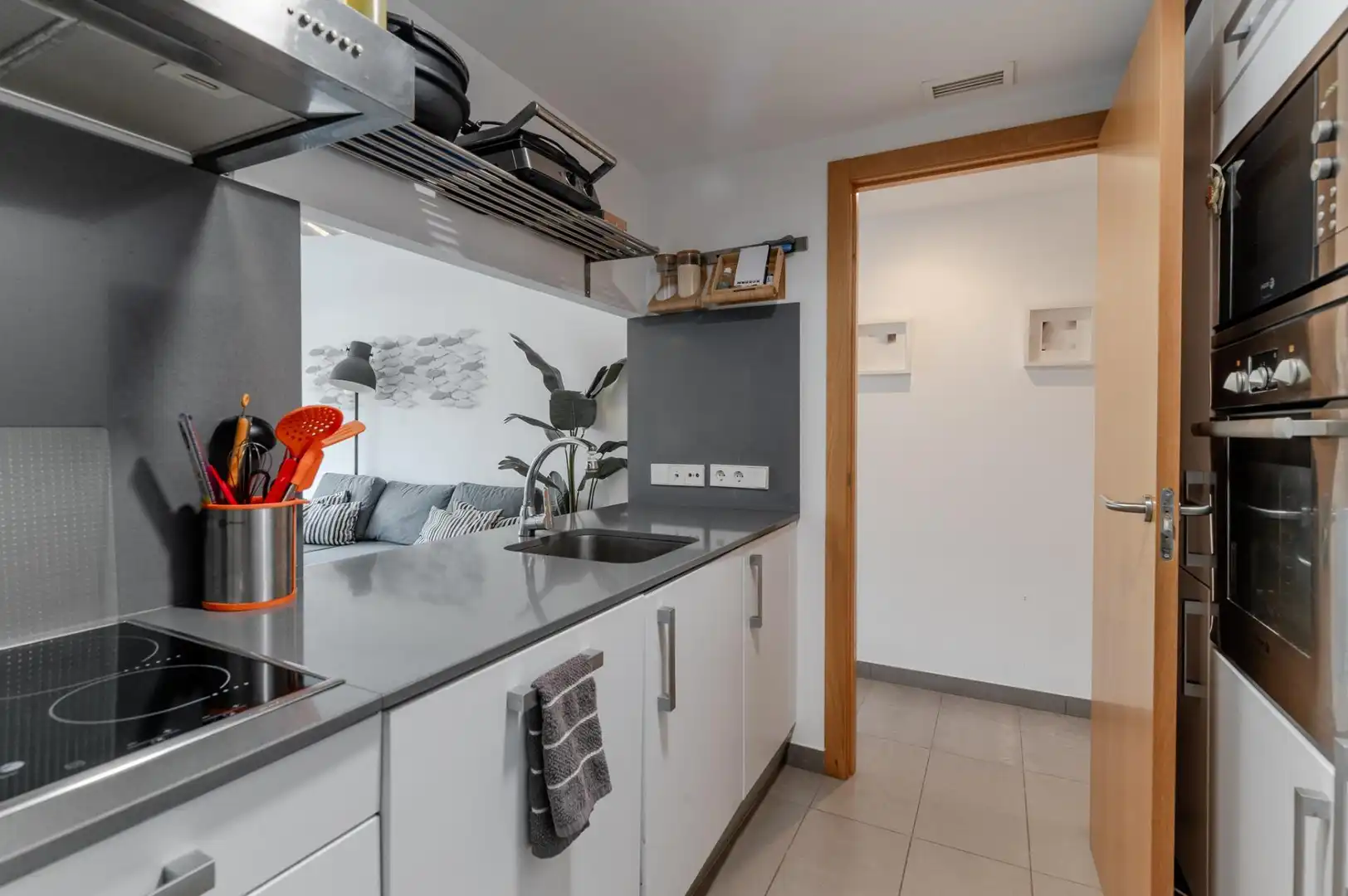 Cuina de Apartament en venda en Oropesa del Mar / Orpesa amb Aire condicionat, Jardí privat i Terrassa