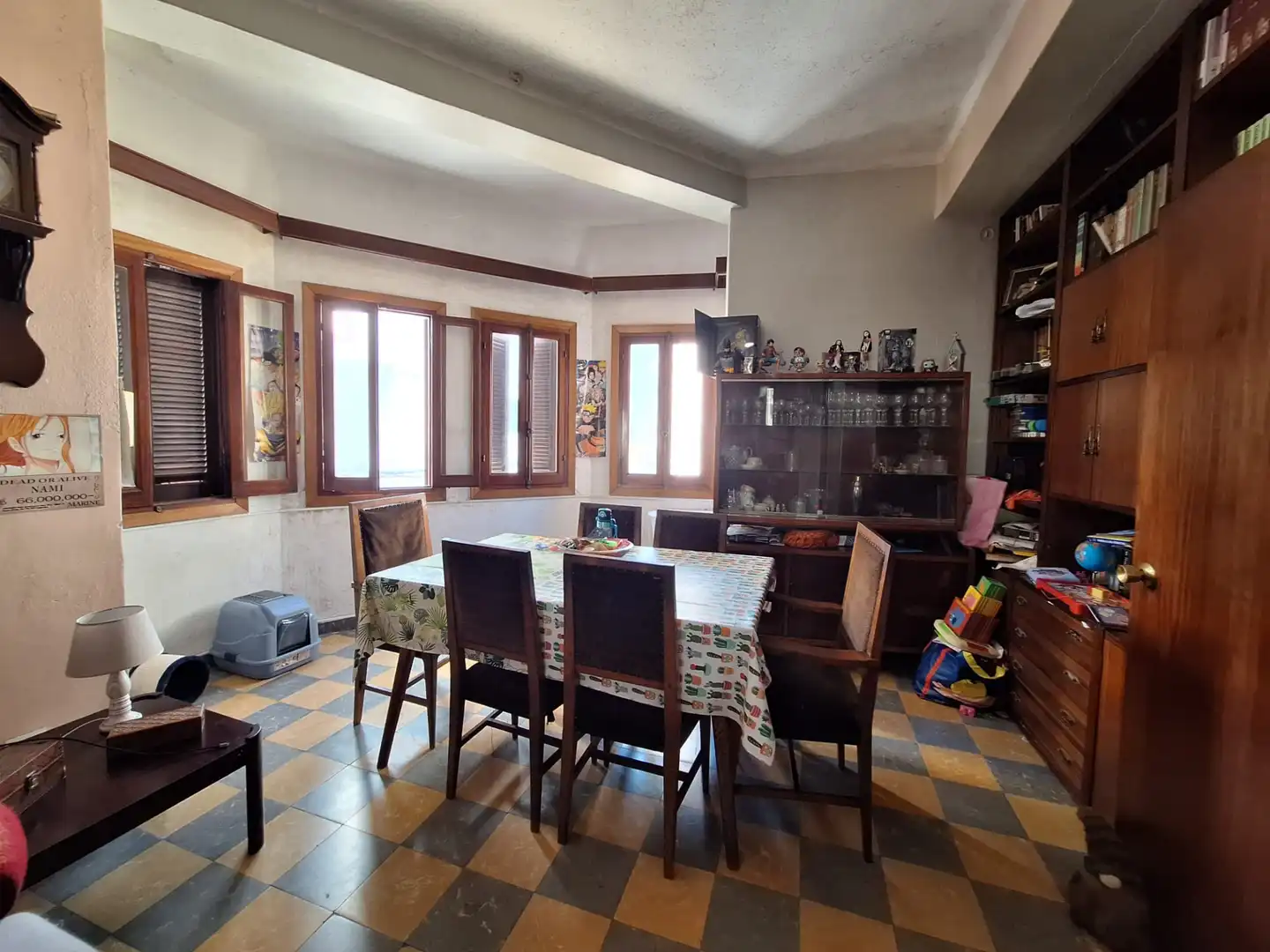 Esszimmer von Gebäude zum Verkauf in La Línea de la Concepción mit Alarm