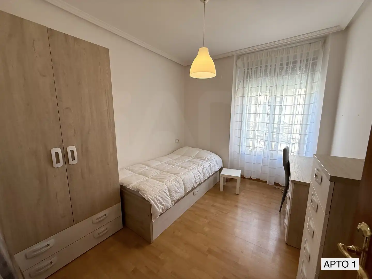 Habitación de Edificio en venta en León Capital 