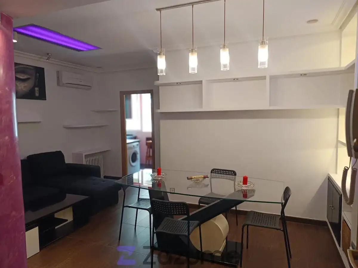 Dining room of Flat for rent in Madrid  with Air Conditioner, Heating and Parquet flooring