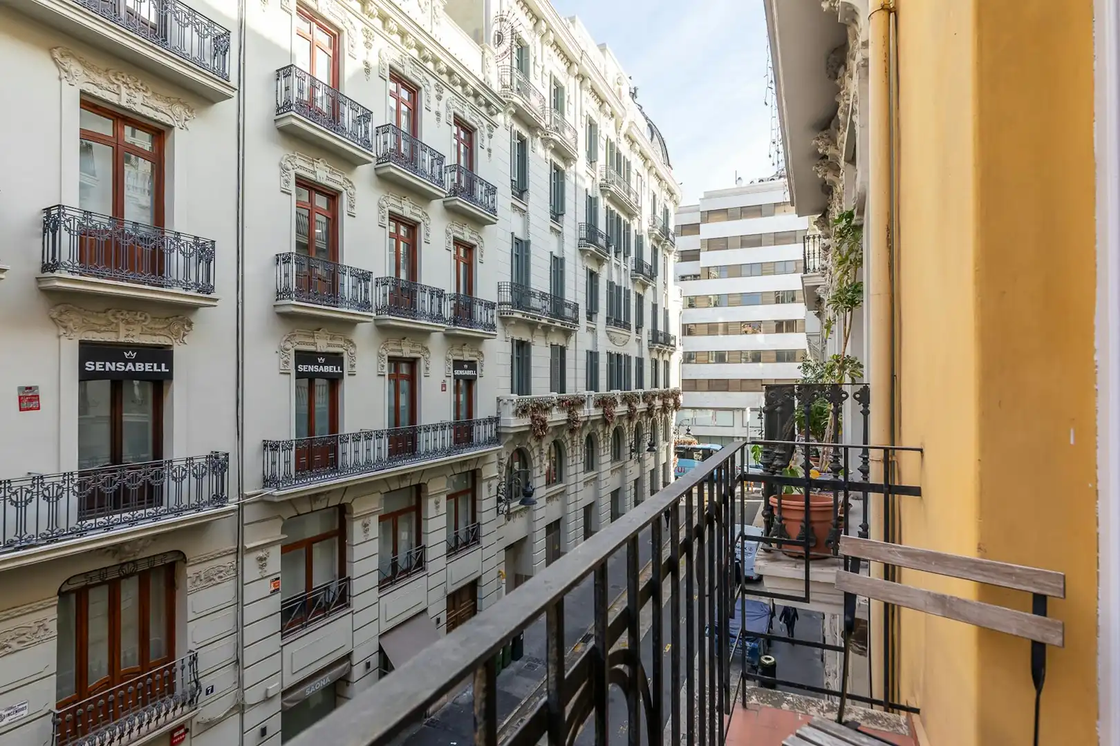 Terrasse von Wohnung zur untervermieten in Valencia mit Heizung, Möbliert und Waschmaschine