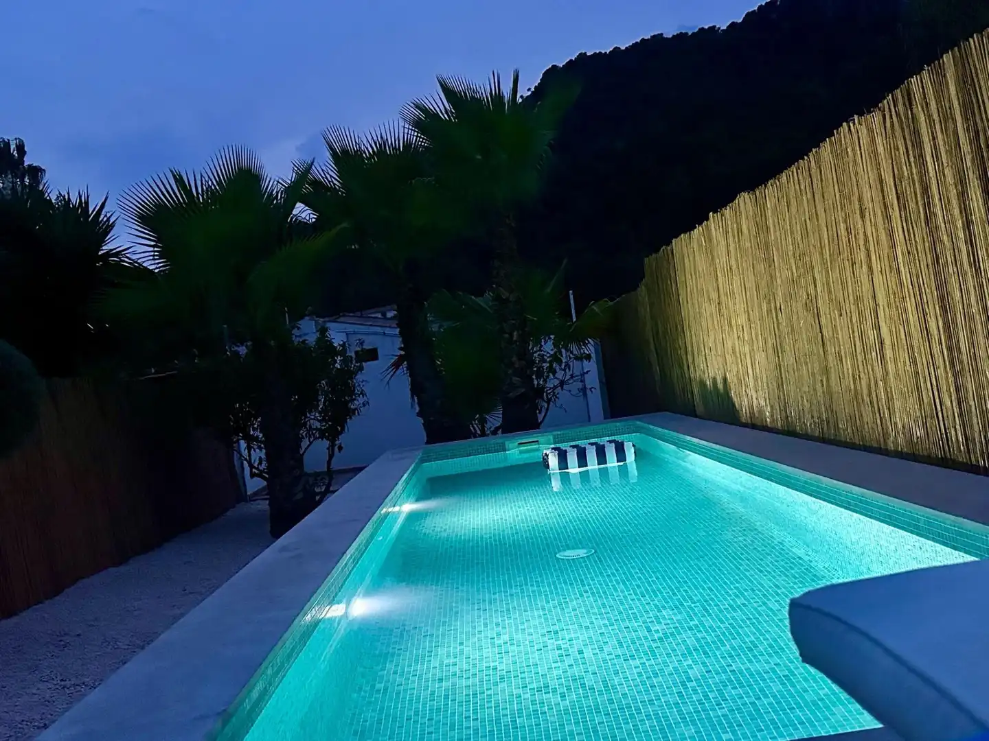 Piscina de Casa adosada de alquiler en Andratx con Aire acondicionado, Jardín privado y Terraza