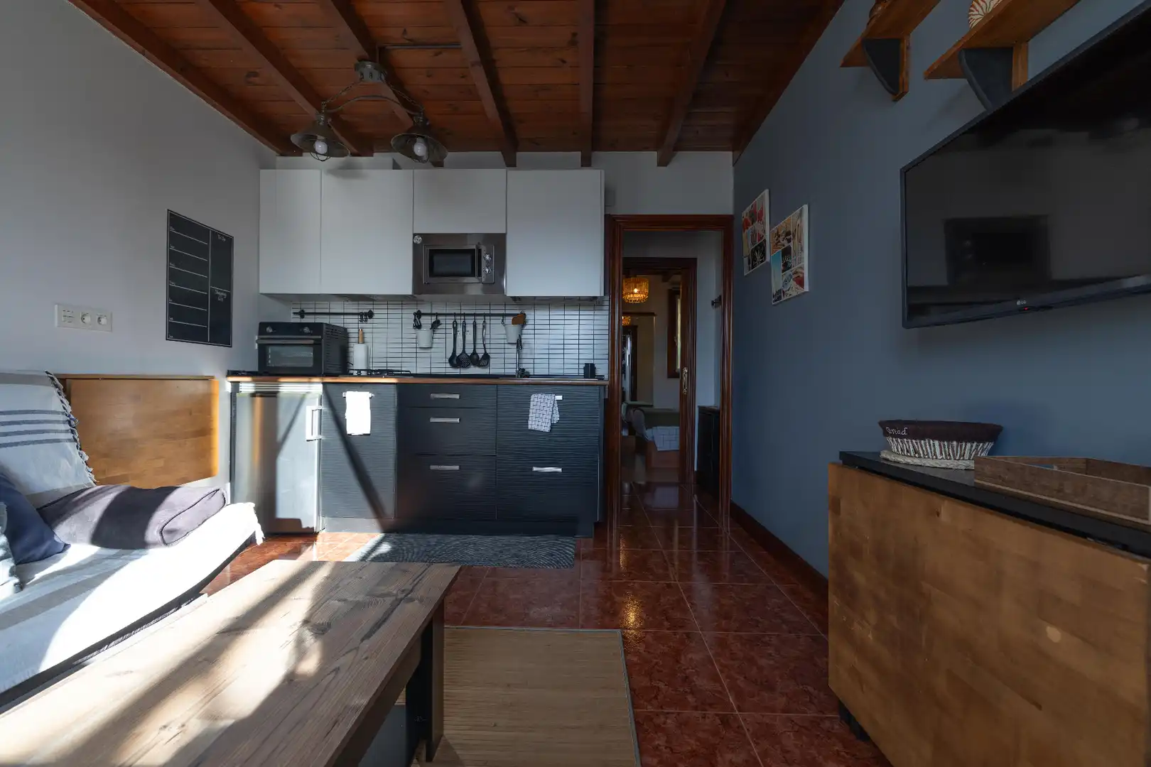 Cuina de Casa o xalet en venda en Mutriku amb Jardí privat, Piscina i Moblat