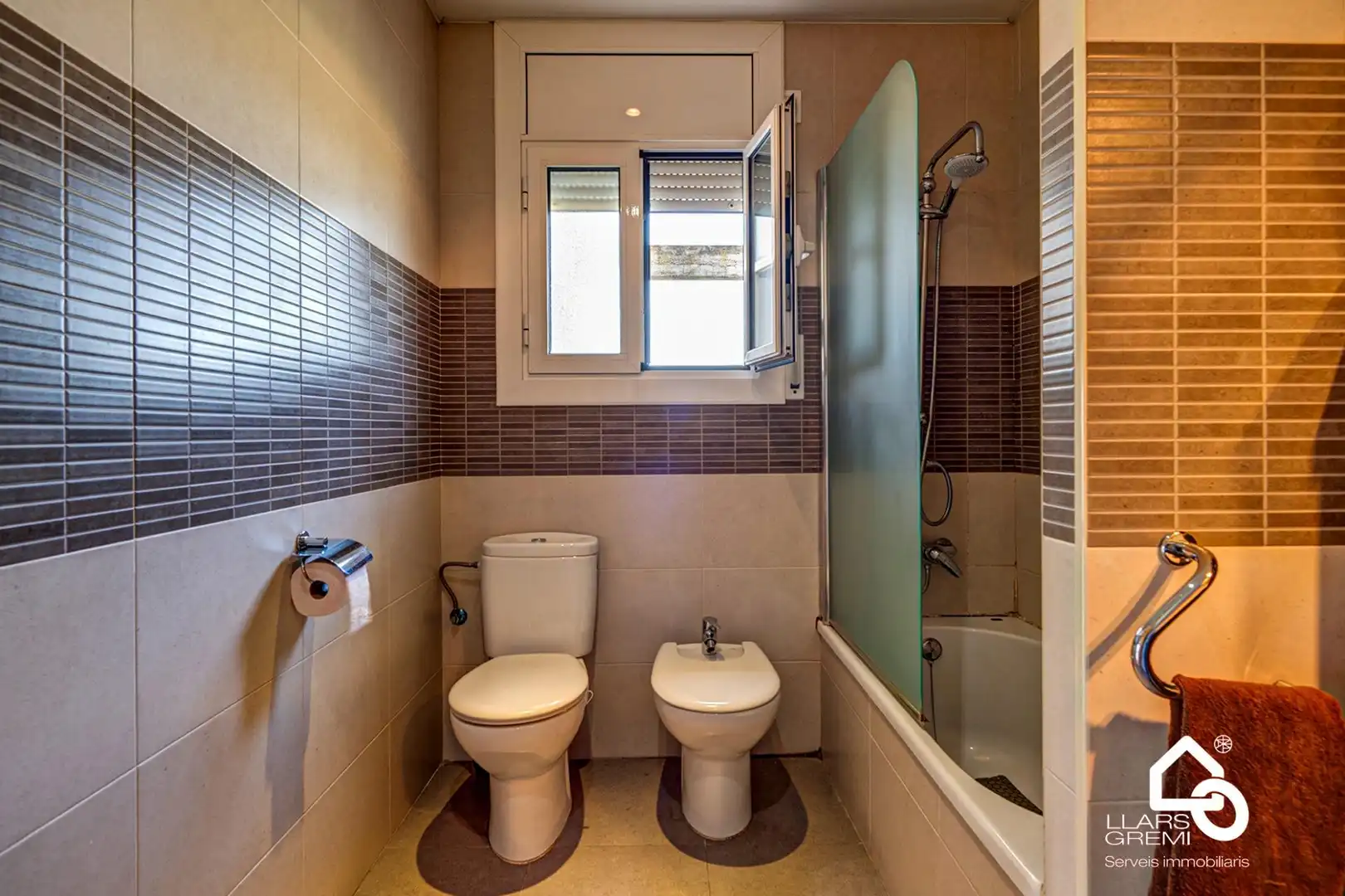 Baño de Dúplex en venta en Òdena con Calefacción, Terraza y Trastero