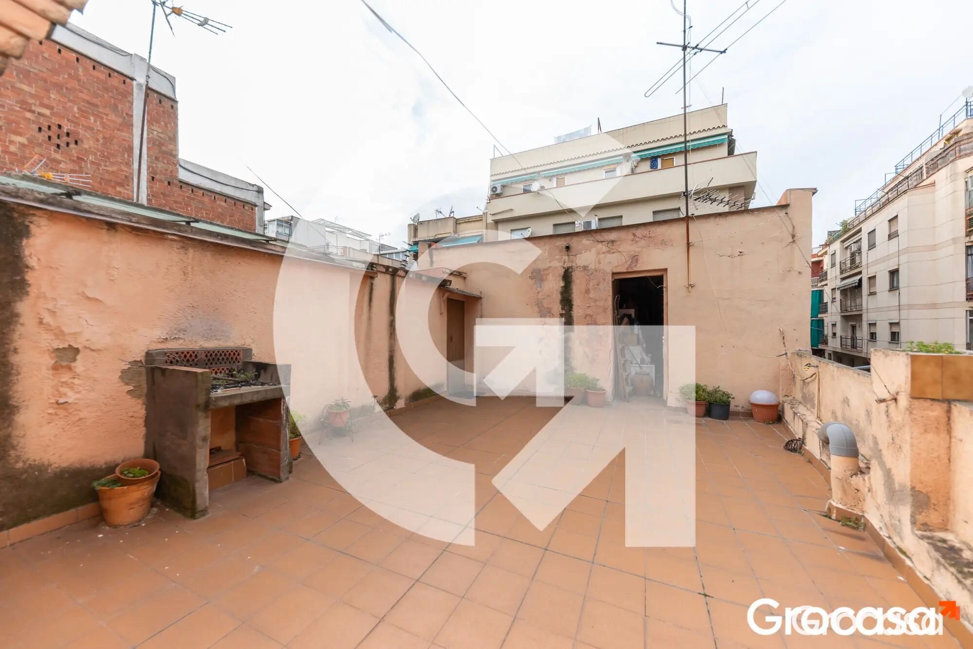 Garden of House or chalet for sale in L'Hospitalet de Llobregat  with Heating, Terrace and Oven