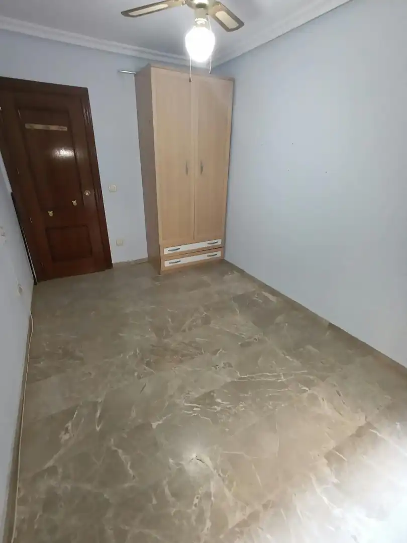Habitación de Piso en venta en Linares con Aire acondicionado y Calefacción