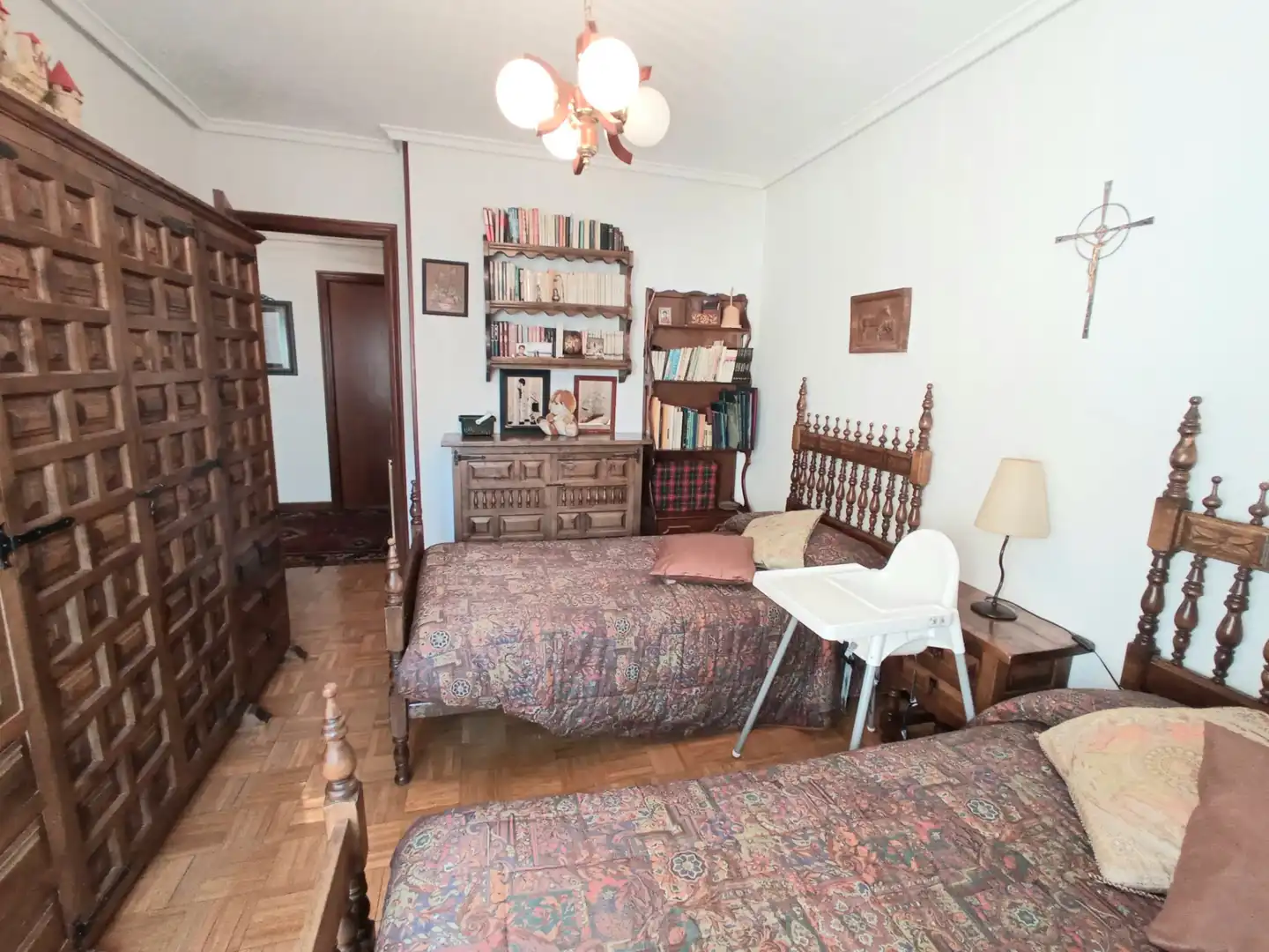 Dormitori de Pis en venda en Burgos amb Calefacció, Parquet i Traster