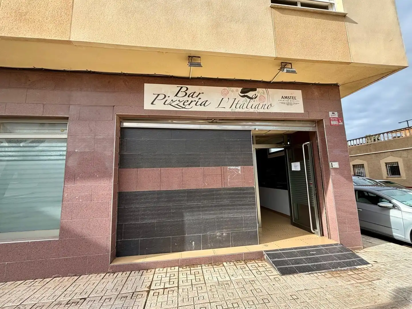 Gewerbefläche zum Verkauf in Barrio del Sureste