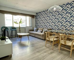 Living room of Flat to rent in  Madrid Capital  with Air Conditioner, Heating and Furnished