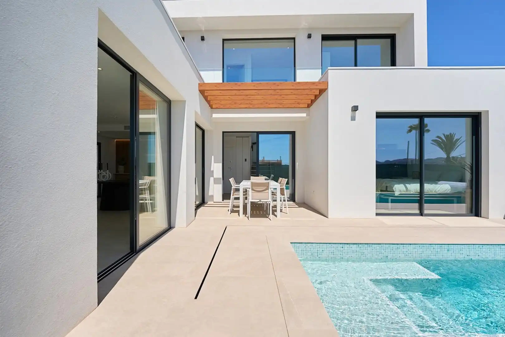 Terraza de Casa o chalet en venta en Escandinavia - Cautivador
