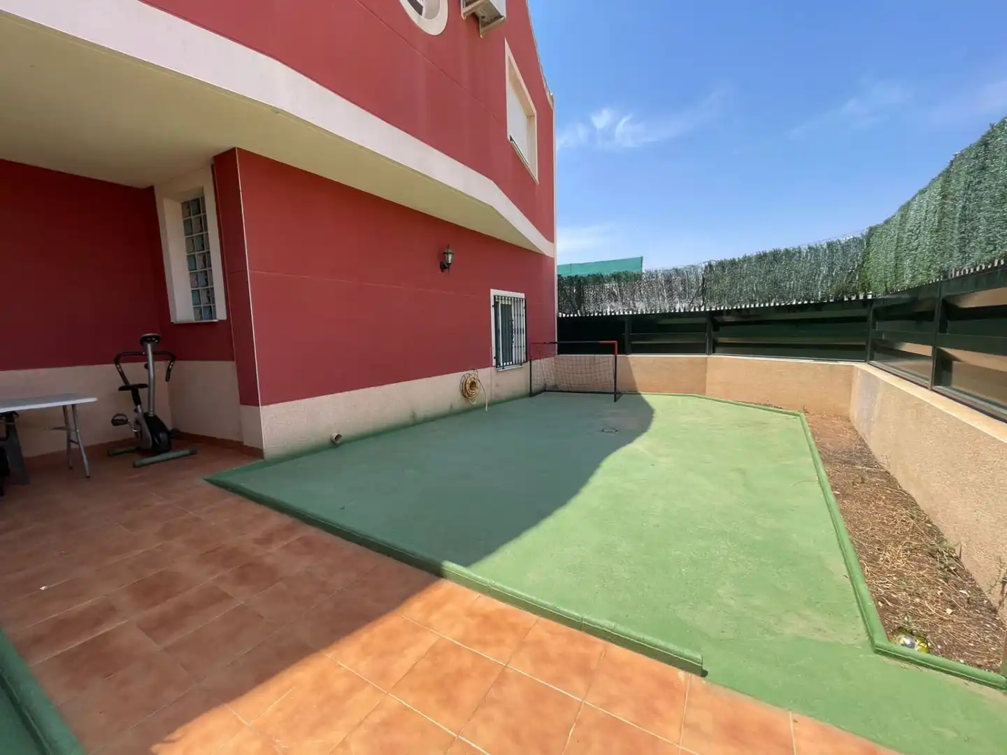 House with terrace for sale in Valdepeñas