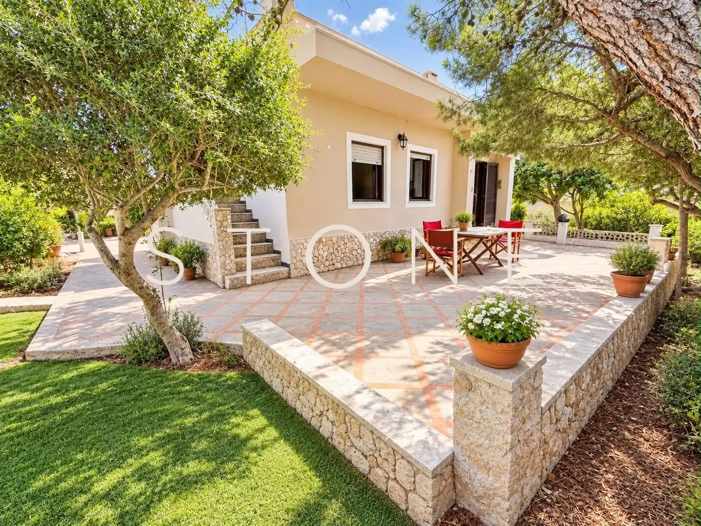 House with terrace for sale in Ciutadella