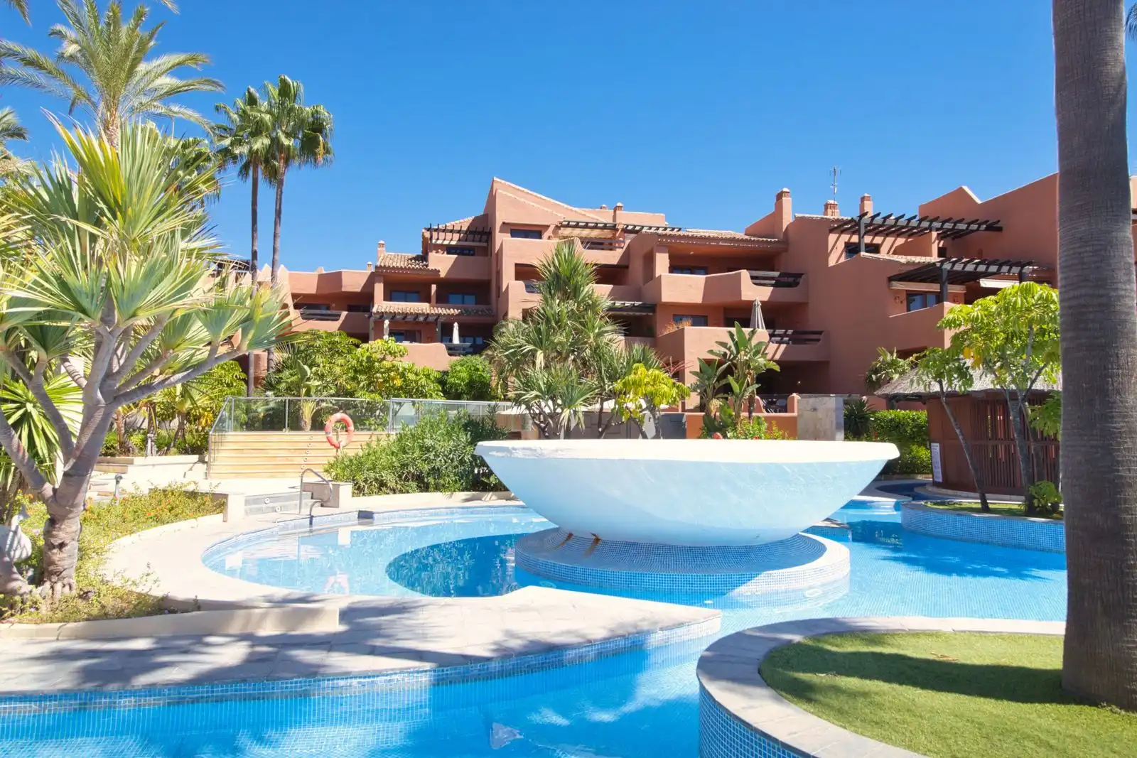 Apartament amb piscina en venda a Calle Océano Ártico 3, imagen 28