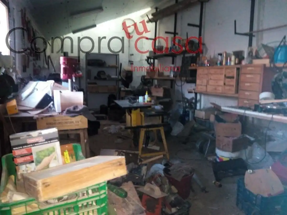 Local comercial en venda a Torrecaballeros, imagen 33