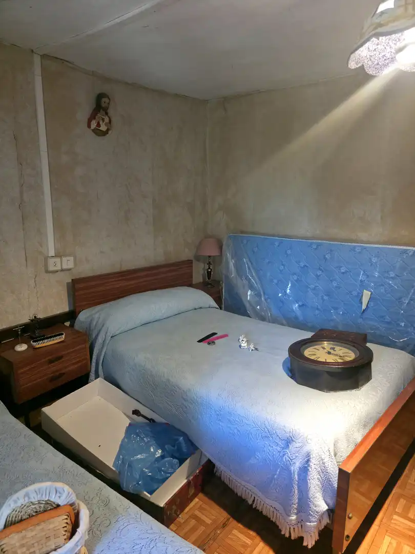 Habitación de Casa o chalet en venta en Salinas de Pisuerga con Trastero
