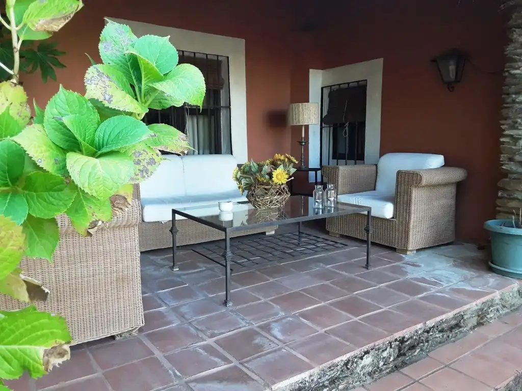 Terraza de Finca rústica en venta en Trujillo con Aire acondicionado, Calefacción y Jardín privado