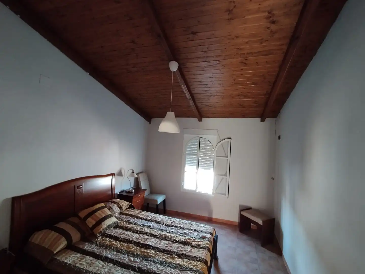 Habitación de Casa o chalet en venta en Cabra con Piscina y Amueblado