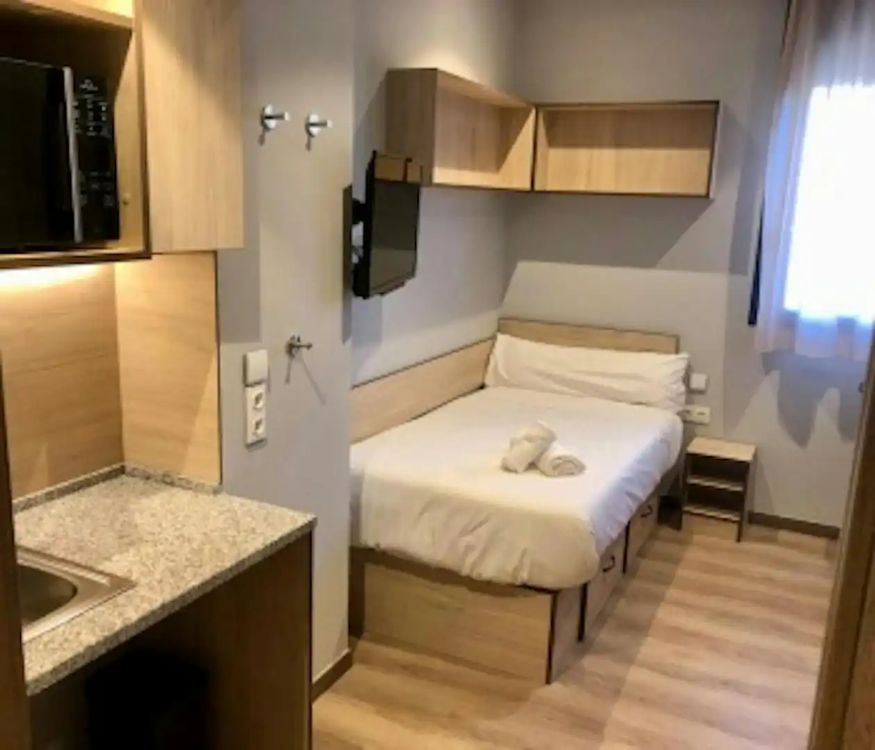 Schlafzimmer von Gebäude zur Miete in Sevilla