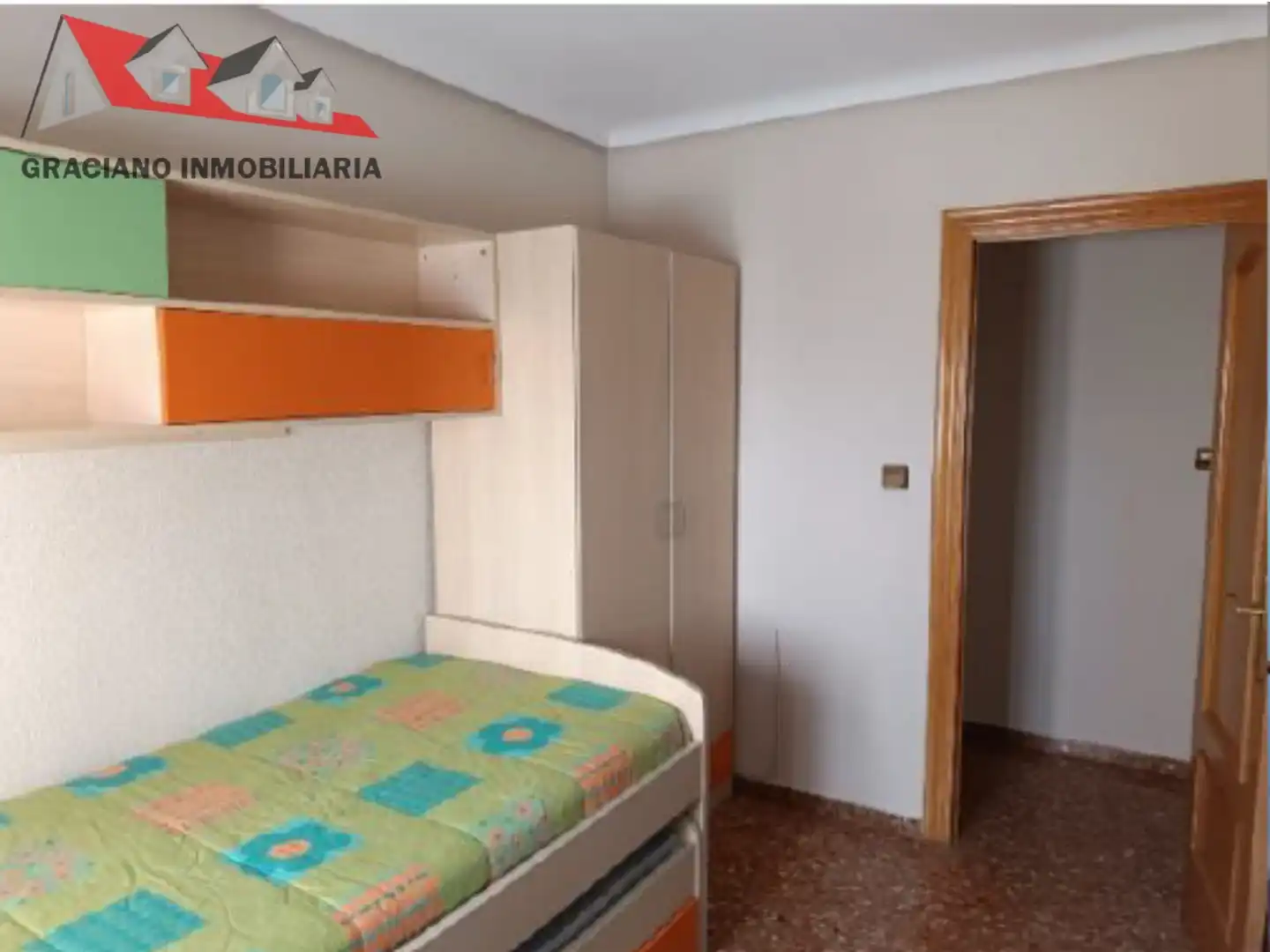 Habitación de Piso de alquiler en Albacete con Calefacción, Terraza y Amueblado