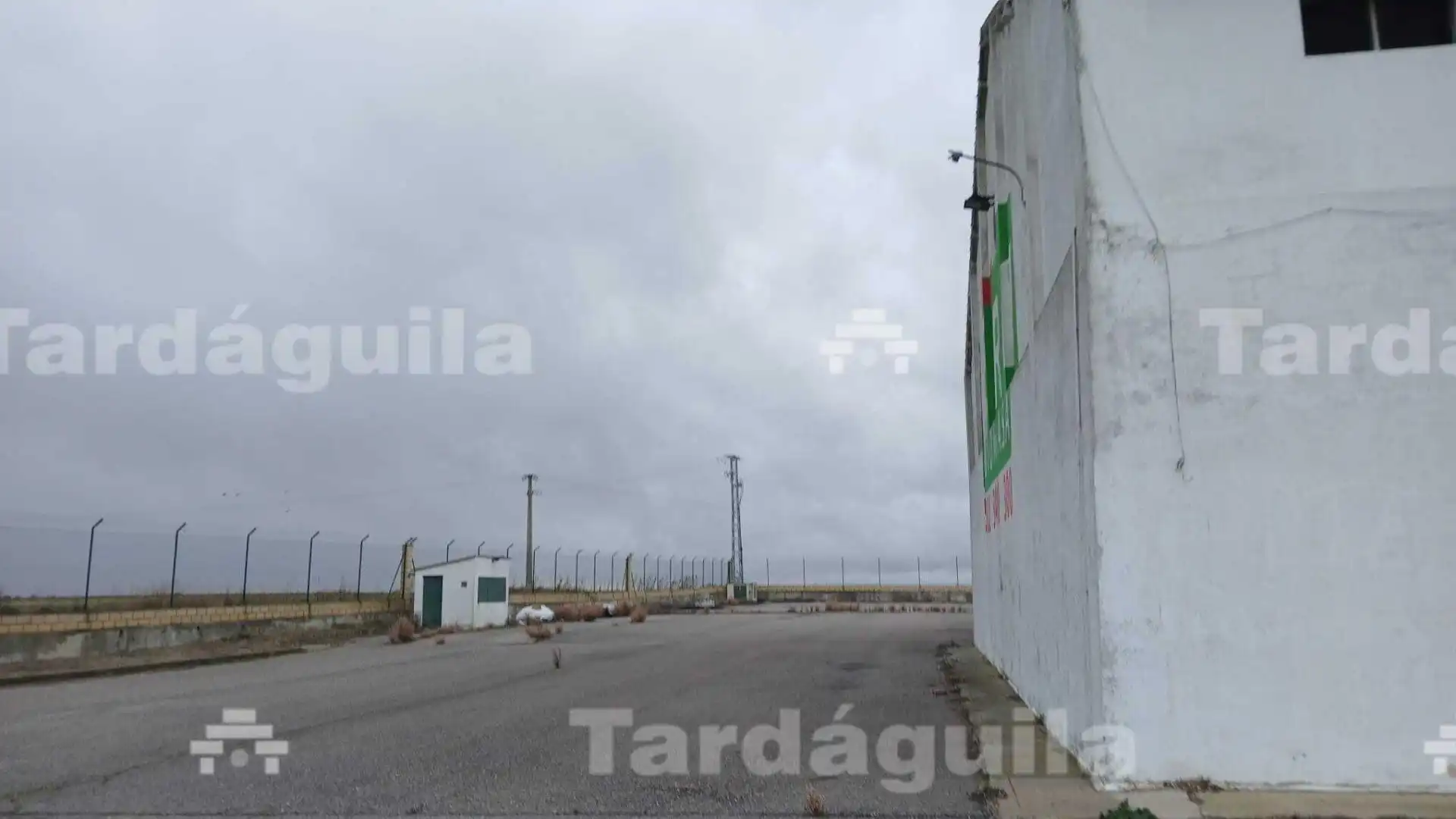Fabrikhallen zur Miete in Pedrosillo el Ralo