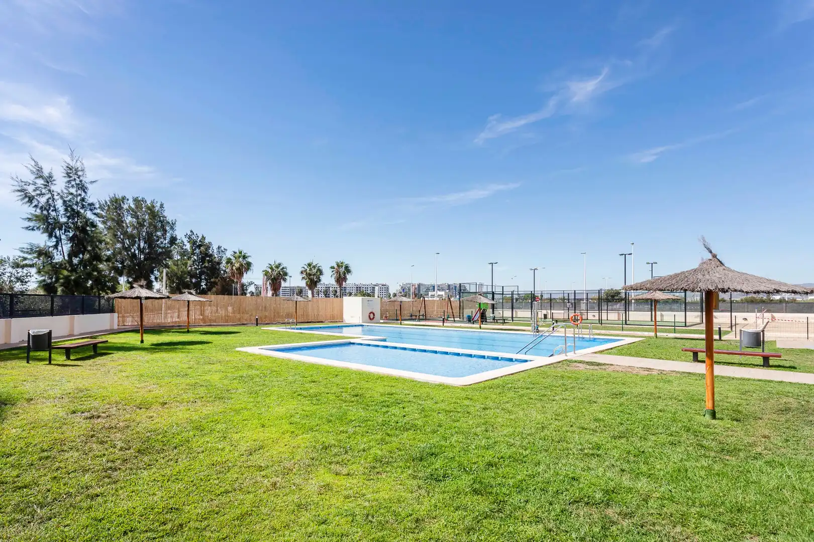 Ático con piscina en venta en de la Generalitat, imagen 10