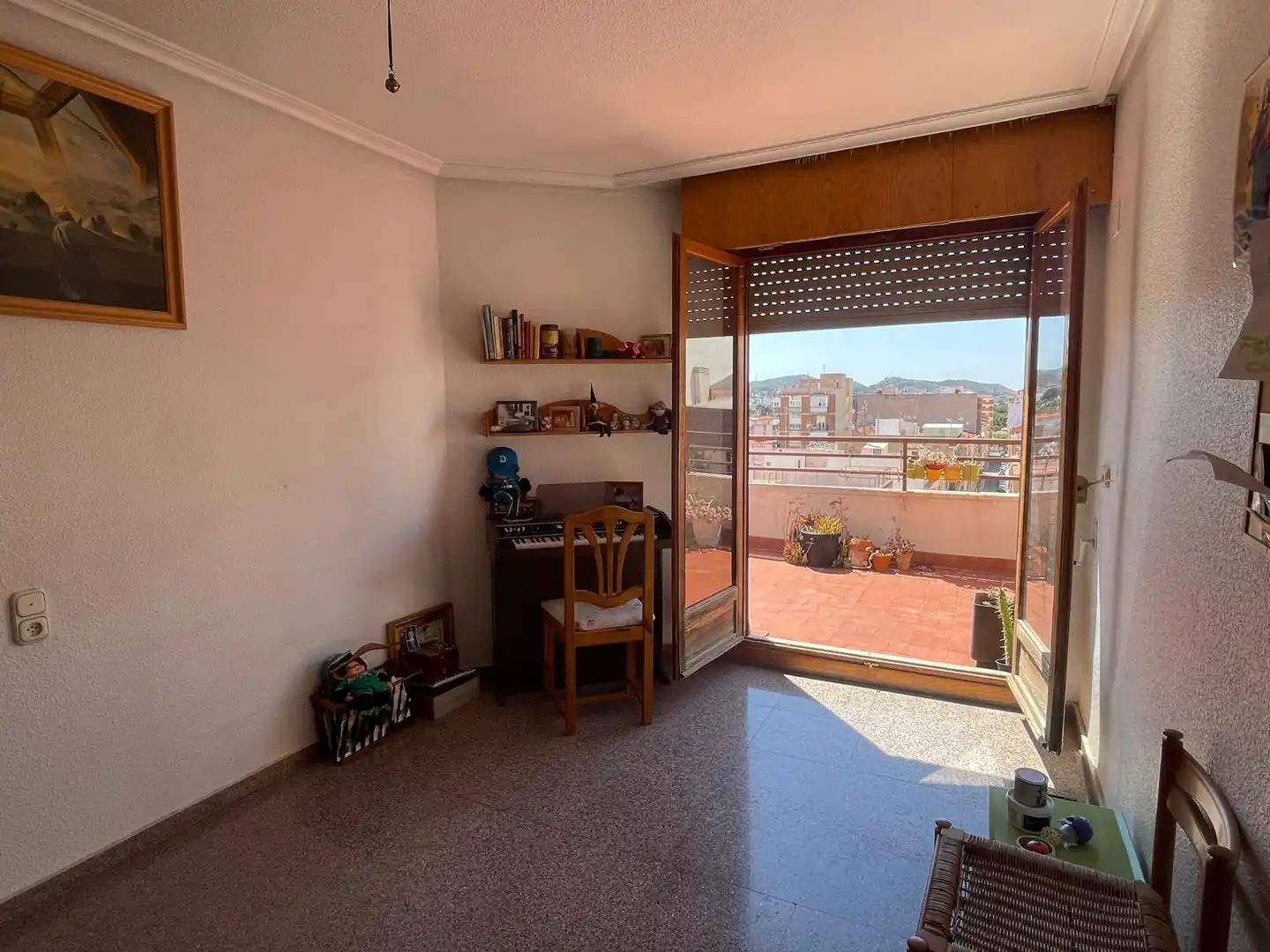 Habitación de Ático en venta en Elda con Aire acondicionado, Terraza y Balcón