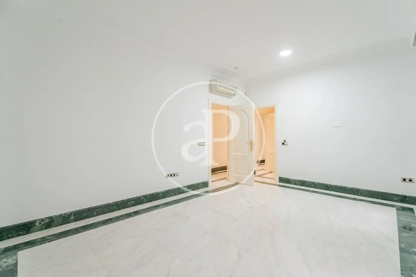 Piso en venta en Madrid con Aire acondicionado y Calefacción