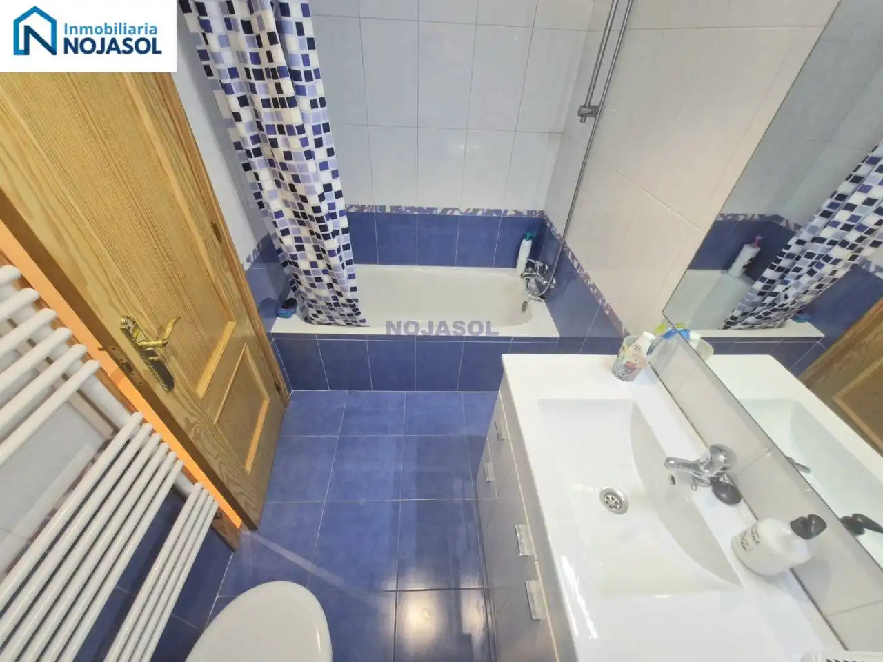 Apartament amb terrassa en venda a Calle la brava, imagen 25