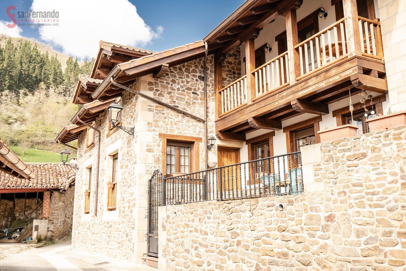 Exterior view of House or chalet for sale in Vega de Liébana  with Heating, Private garden and Terrace