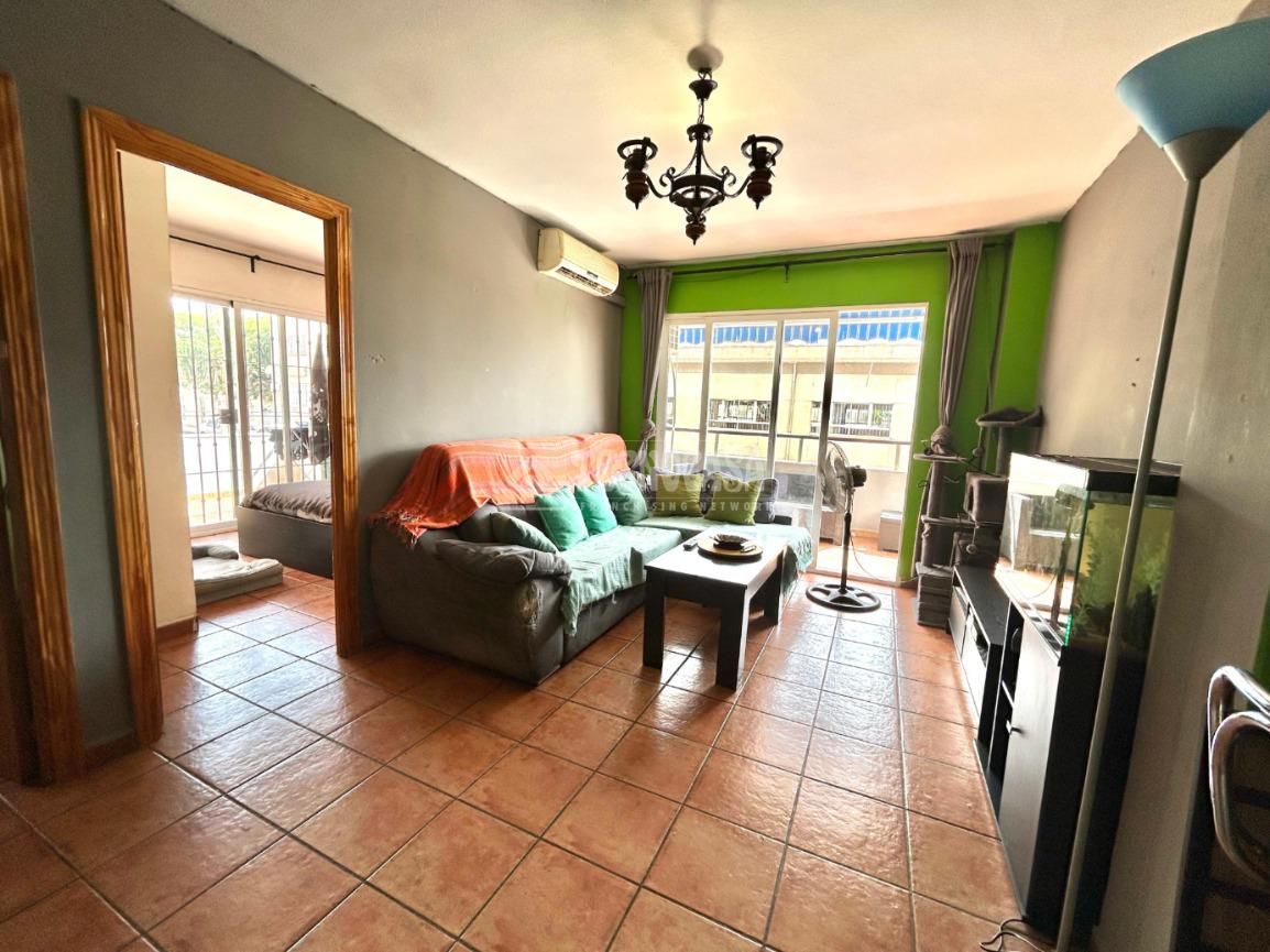 Living room of Flat for sale in Benalmádena  with Air Conditioner and Terrace