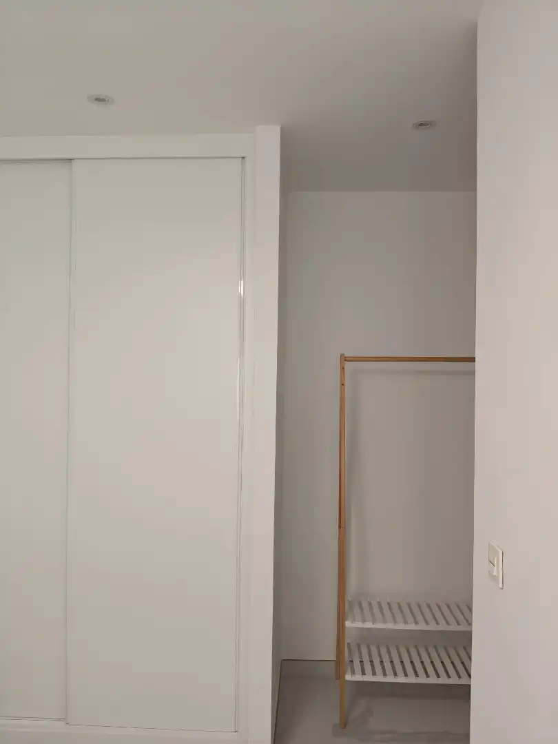 Habitación de Apartamento de alquiler en Granada con Calefacción, Amueblado y Lavadora