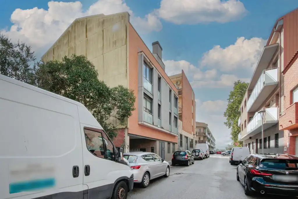 Flat for sale in C/ Enric Gayarre, La Roca del Vallès