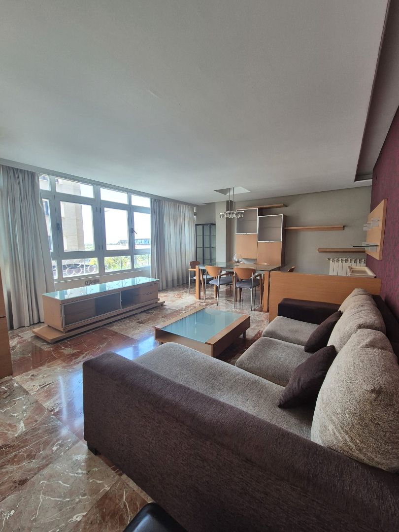 Living room of Flat to rent in  Granada Capital  with Heating and Furnished