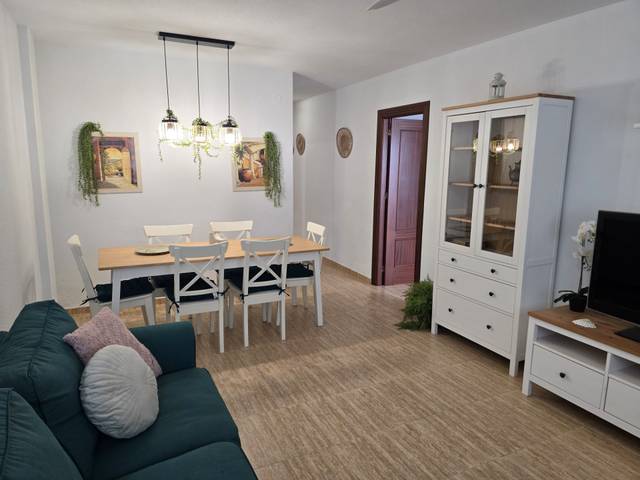 Piso en Alquiler en Calle Río Aguas, 11 en Los Rios