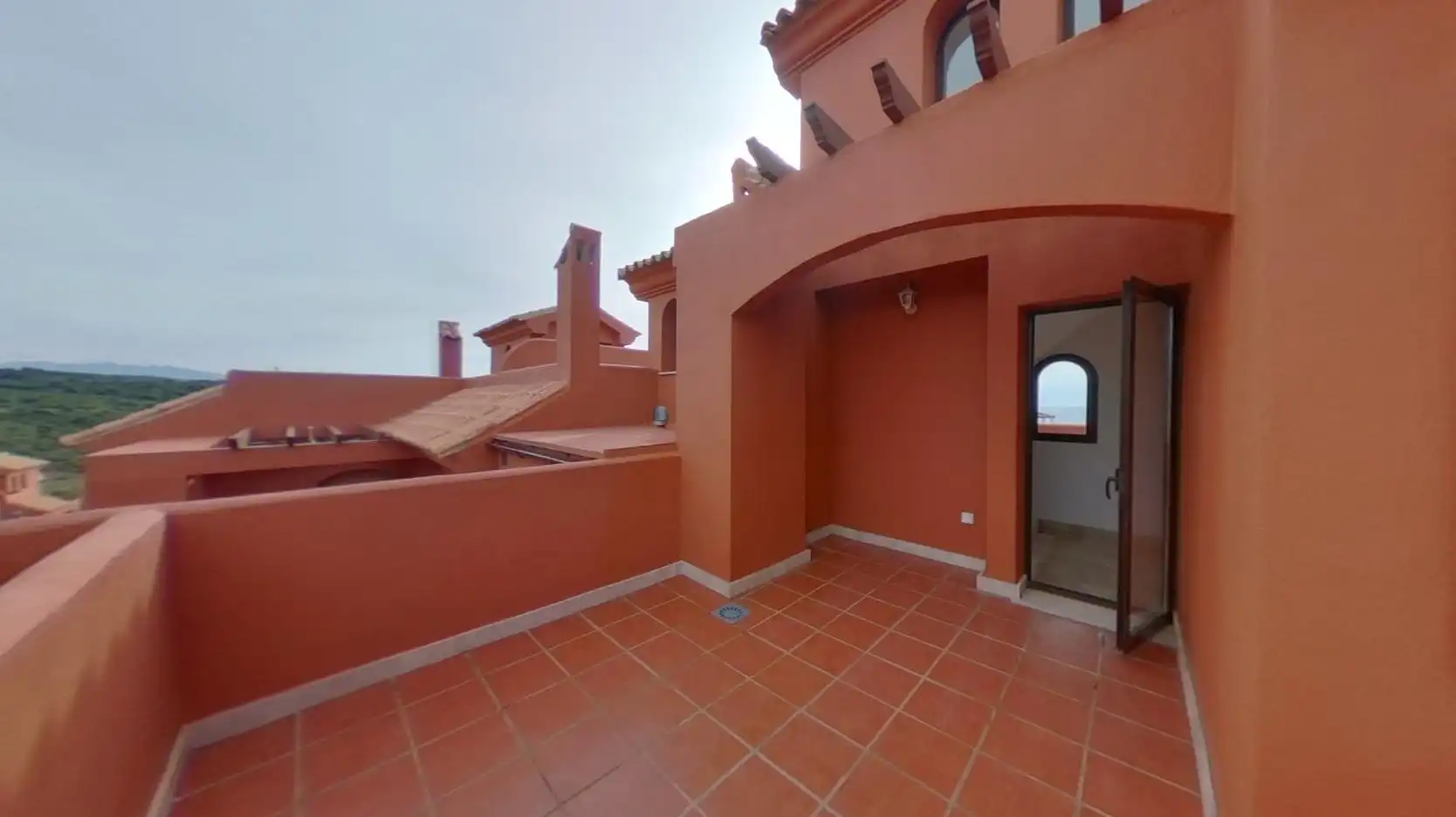 Terraza de Ático en venta en Estepona con Trastero y Piscina