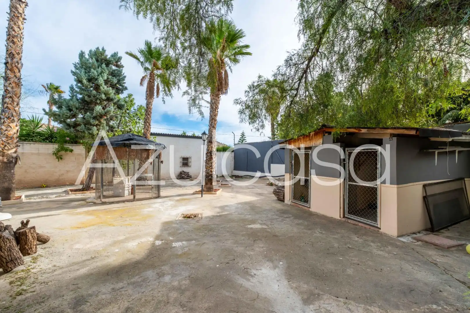 Vista exterior de Casa o xalet en venda en Alicante / Alacant amb Aire condicionat, Jardí privat i Terrassa