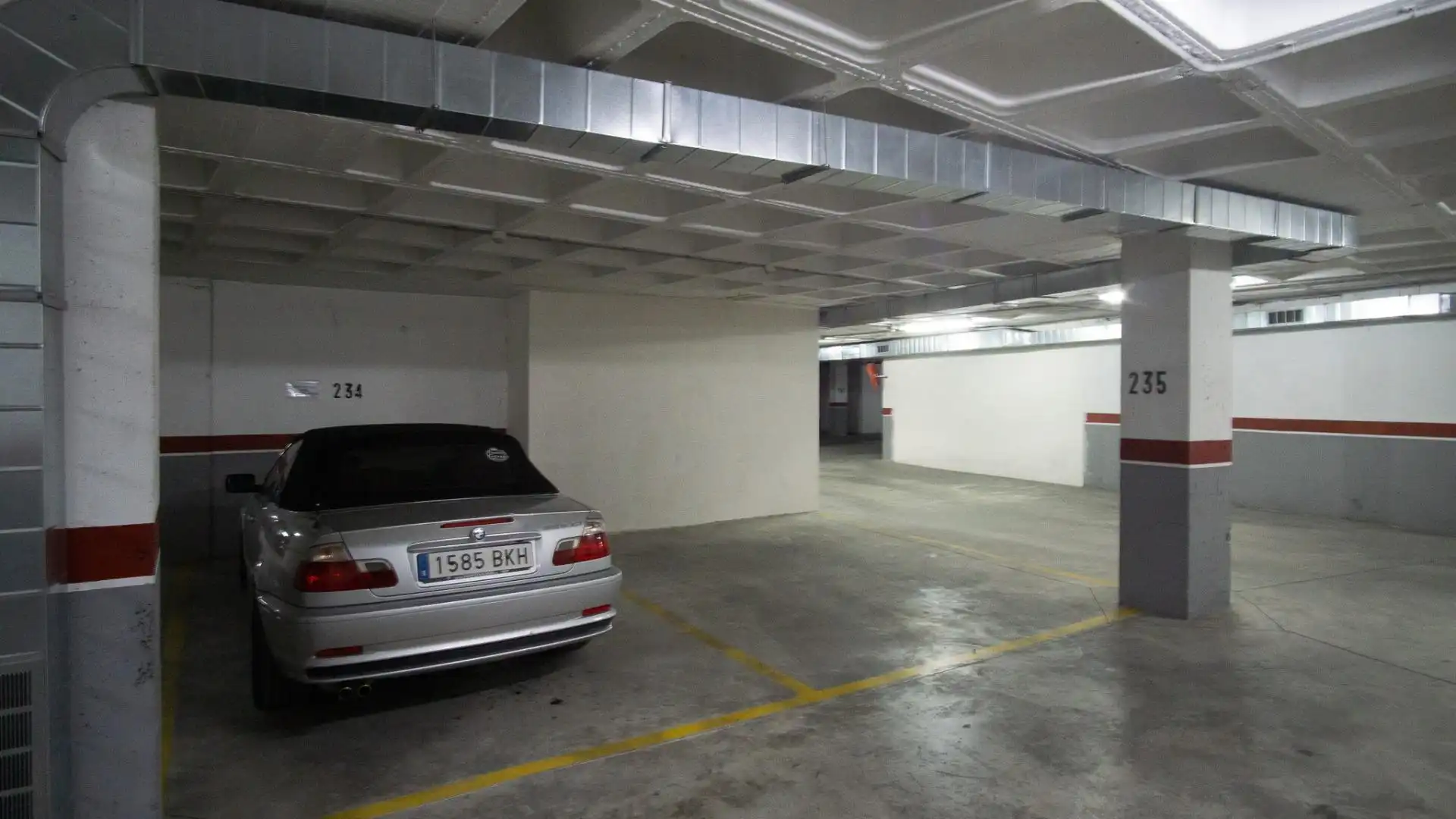 Aparcament en venda a Las Trescientas - San Francisco - Ciudad Vergel, imagen 4