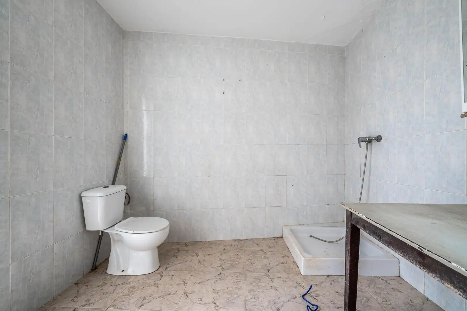 Bany de Casa o xalet en venda en Guadix amb Terrassa, Traster i Balcó